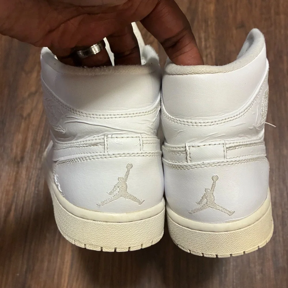 Nike Air Jordan 1 Mid Triple White 554724-100 Sz 11 Custom or Restoration